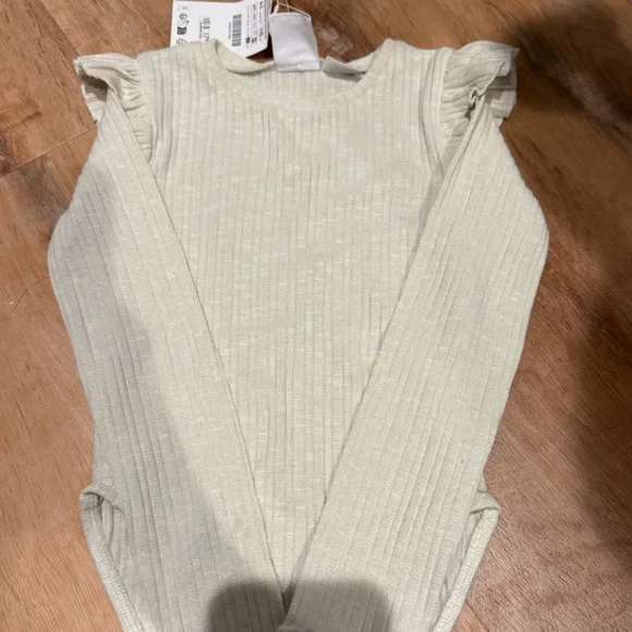 Black and Cream Ribbed Shirt Set Zara 4-5T - Picture 3 of 4